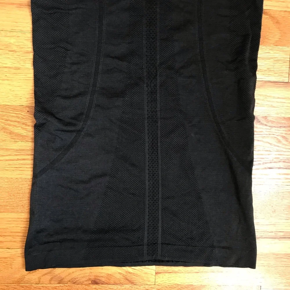 Lululemon Swiftly Tech Black Short Sleeve Shirt 6